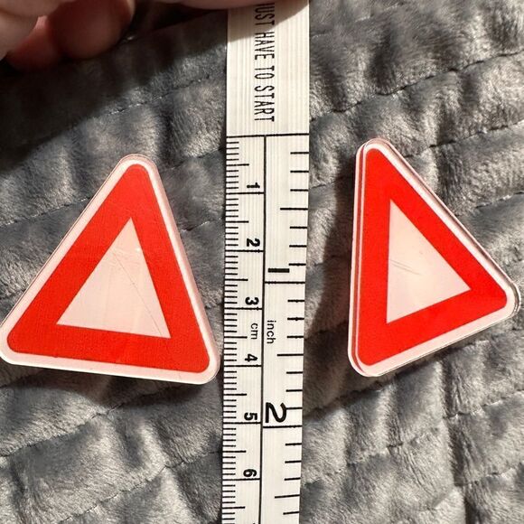 Hair Clip 2 Pcs NEW unique
red rectangle - Picture 7 of 14